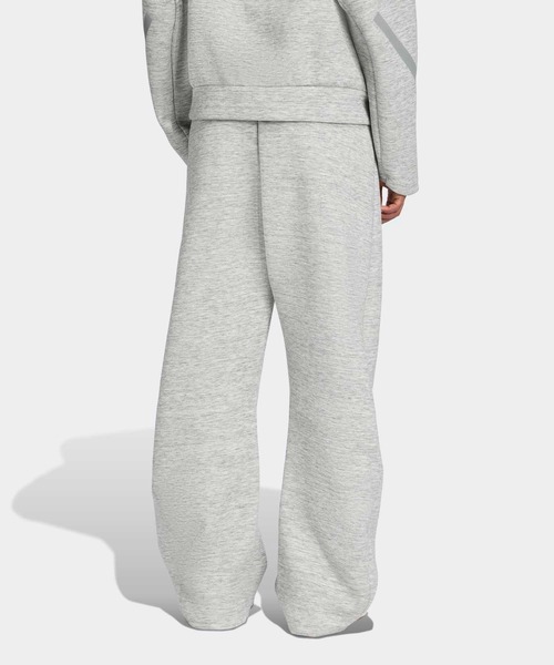 adidas(アディダス)の「W ZNE WINTERIZED パンツ / アディダス adidas(その他パンツ・レディース・グレー・X-LARGE/X-SMALL/SMALL/MEDIUM/LARGE)」の2枚目の写真