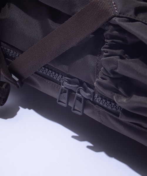 F/CE. (エフシーイー)の「F/CE. 420 re/cor TRAVEL BP 2.0 / エフシーイー 420 レコー トラベル バックパック 2.0(バックパック/リュック・メンズ・ブラック/ブラウン/パープル・FREE)」の13枚目の写真
