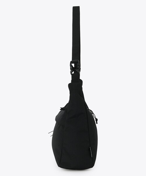 Columbia(コロンビア)の「Columbia/ サニーサイドパーククレッセントショルダー 9L /コロンビア(ショルダーバッグ・レディース・ホワイト/ベージュ/ブラック・ONE SIZE)」の6枚目の写真