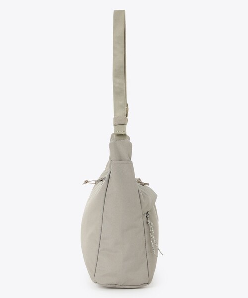 Columbia(コロンビア)の「Columbia/ サニーサイドパーククレッセントショルダー 9L /コロンビア(ショルダーバッグ・レディース・ホワイト/ベージュ/ブラック・ONE SIZE)」の13枚目の写真