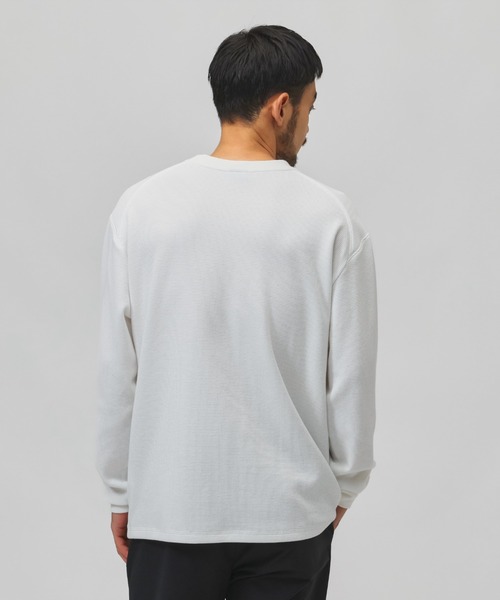 NEW BALANCE(ニューバランス)の「【別注】ニューバランス New Balance ワッフルロングスリーブTシャツシューパッチ 限定コラボ(Tシャツ/カットソー・メンズ・ダークグリーン/ブラック/オフホワイト・M/L/LL/S)」の6枚目の写真