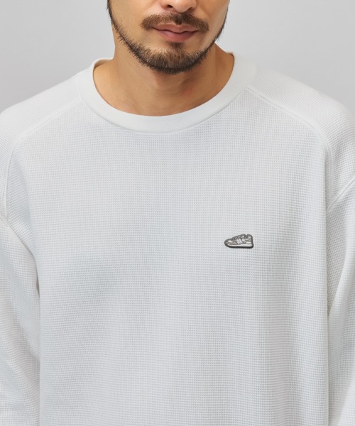 NEW BALANCE(ニューバランス)の「【別注】ニューバランス New Balance ワッフルロングスリーブTシャツシューパッチ 限定コラボ(Tシャツ/カットソー・メンズ・ダークグリーン/ブラック/オフホワイト・M/L/LL/S)」の8枚目の写真