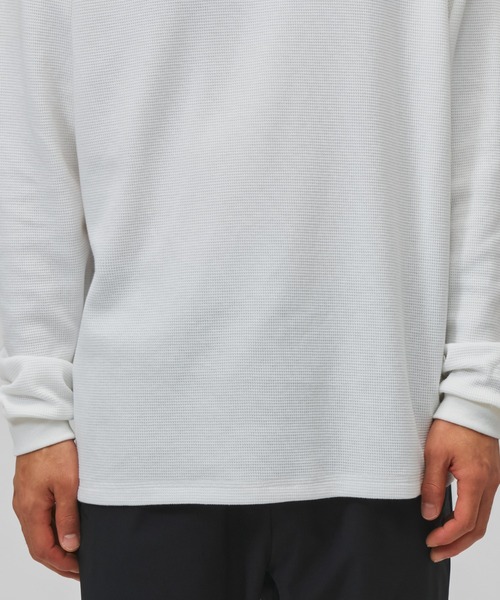NEW BALANCE(ニューバランス)の「【別注】ニューバランス New Balance ワッフルロングスリーブTシャツシューパッチ 限定コラボ(Tシャツ/カットソー・メンズ・ダークグリーン/ブラック/オフホワイト・M/L/LL/S)」の11枚目の写真