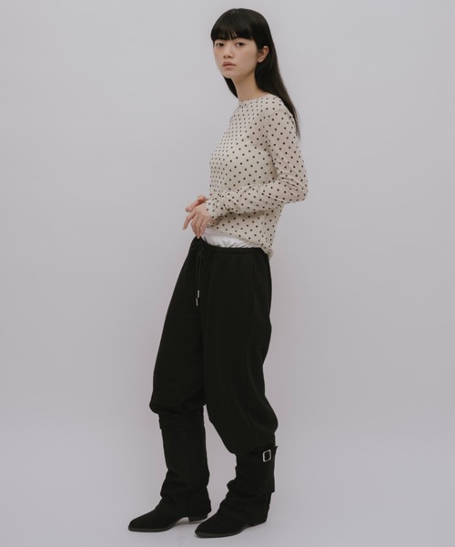 duei（デュイ）の「小花柄フロッキーロングスリーブTシャツ（Tシャツ/カットソー・レディース・グレー/ベージュ/ブラウン・FREE）」の10枚目の写真