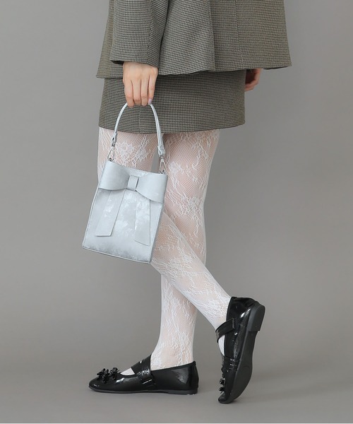 Casselini(キャセリーニ)の「Casselini(キャセリーニ)2WAYリボンミニバッグ(ショルダーバッグ・レディース・ブラック/アイボリー/シルバー/レッド・FREE)」の16枚目の写真