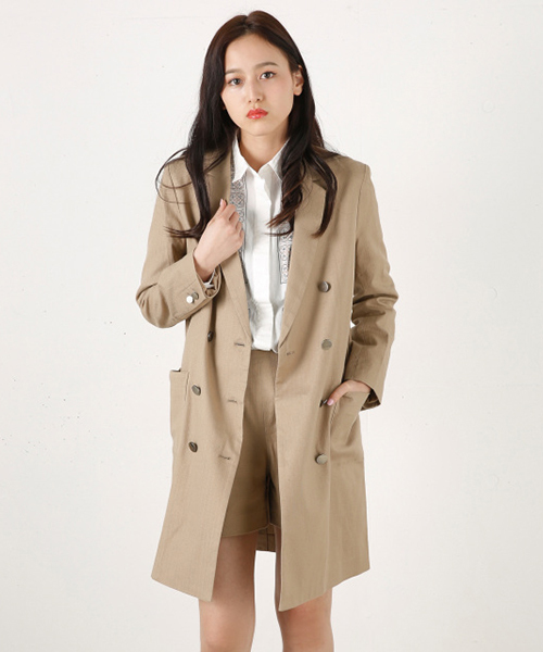 MOUSSY（マウジー）の「DOUBLE BUTTON JK F（その他アウター・レディース・ベージュ/ネイビー・1/2）」の2枚目の写真