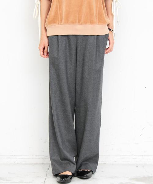 BEAUTY&YOUTH UNITED ARROWS（ビューティーアンドユースユナイテッドアローズ）の「BY∴ サキソニータックワイドパンツ◆（その他パンツ・レディース・ダークグレー/ベージュ/オフホワイト/ブラック・MEDIUM/SMALL）」の9枚目の写真