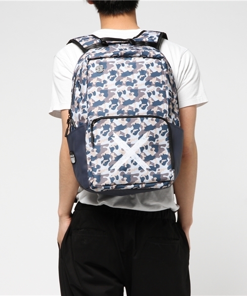 Focused Space(フォーカスドスペース)の「THE SUPER CURRICULUM BACKPACK バックパック デイパック(バックパック/リュック・メンズ・オレンジ系その他/ブルー系その他・ONE SIZE)」の4枚目の写真