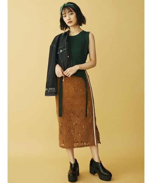 MURUA(ムルーア)の「フロッキーレース ペンシルスカート(スカート・レディース・ブラック/ボルドー/キャメル・1/2)」の20枚目の写真