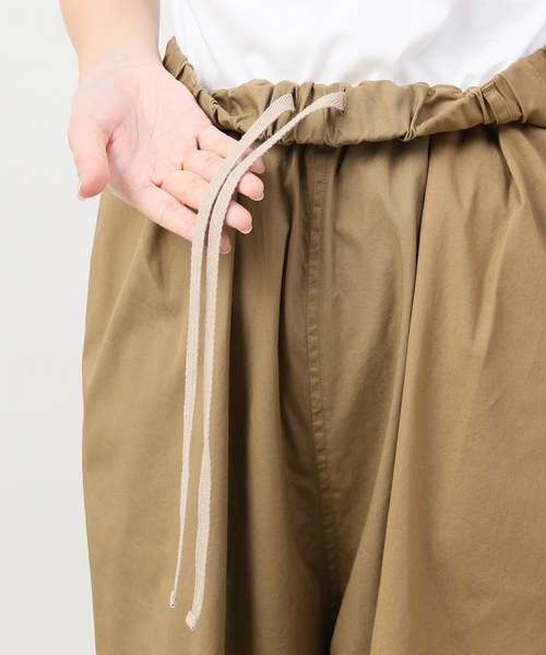 JOURNAL STANDARD LUXE（ジャーナルスタンダード　ラックス）の「30Sコーマツイル ループサックパンツ（その他パンツ・レディース・ブラック/タン・SMALL/MEDIUM/LARGE）」の9枚目の写真