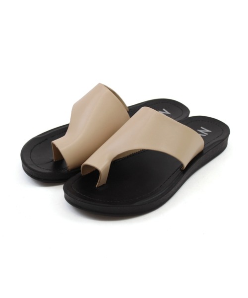 VIVIAN（ヴィヴィアン）の「アシメトングカジュアルコンフォートトングサンダル（サンダル・レディース・アイボリー/シルバー/ベージュ系その他6/グレー系その他7/パイソン/キャメル/D/ダークブラウン/ブラック/ホワイト/ゼブラ/ナチュラル/ホワイト×レッド/ゴールド/プラチナム・L/LL/M/S/XL）」の8枚目の写真