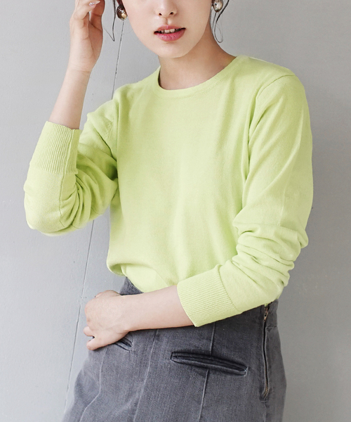 zootie（ズーティー）の「【ロングシーズン楽しめる、人気No.1綿ニット】オーディナリー コットンニット セーター［クルーネック］（ニット/セーター・レディース・ネイビー/ホワイト×ブラック/レンガ/ブラック/ブルー/キャメル/サンドベージュ/杢グレー/チャコール/グリーン/ダークブラウン/マスタード/オフホワイト/パープル/ピンク/ミント/ブルー系その他/ピンク系その他/ベージュ/イエロー/オレンジ系その他/ブルーグリーン/パープル系その他/オレンジ系その他2/ブルー系その他2/イエロー系その他/グレイッシュブルー/モスグリーン/ライトピンク/ライトグリーン/バーガンディー/ベージュ系その他/チェリーピンク/ライム/シアン/ライトブラウン/グリーン系その他/レッド系/アッシュブラウン・3L/L/LL/M）」の12枚目の写真