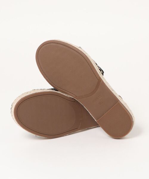 Guess(ゲス)の「【GUESS】ゲスヨーロッパモデル gwGUIDAN-B サンダル(サンダル・レディース・ブラック・US6/US7/US8/US5)」の3枚目の写真