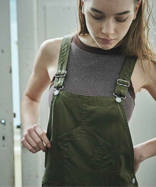 kha:ki（カーキ）の「「KHA:KI / カーキ」Aラインオーバーオールスカート"OVERALL SKIRT"（サロペット/オーバーオール・レディース・カーキ/インディゴブルー・1/2）」の9枚目の写真