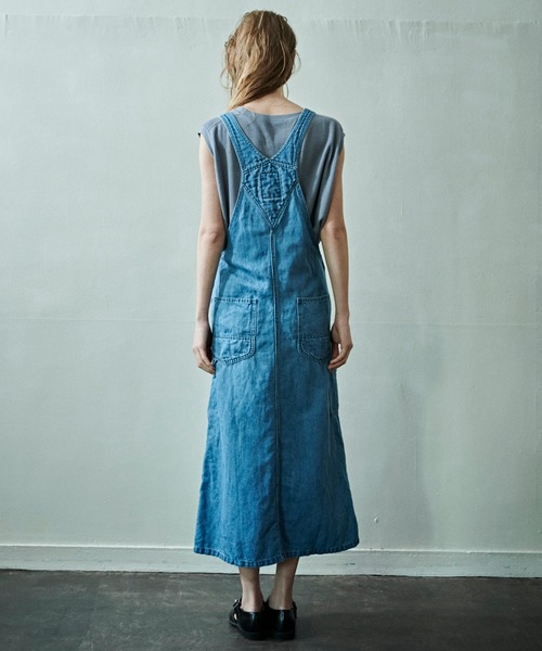 kha:ki（カーキ）の「「KHA:KI / カーキ」Aラインオーバーオールスカート"OVERALL SKIRT"（サロペット/オーバーオール・レディース・カーキ/インディゴブルー・1/2）」の12枚目の写真