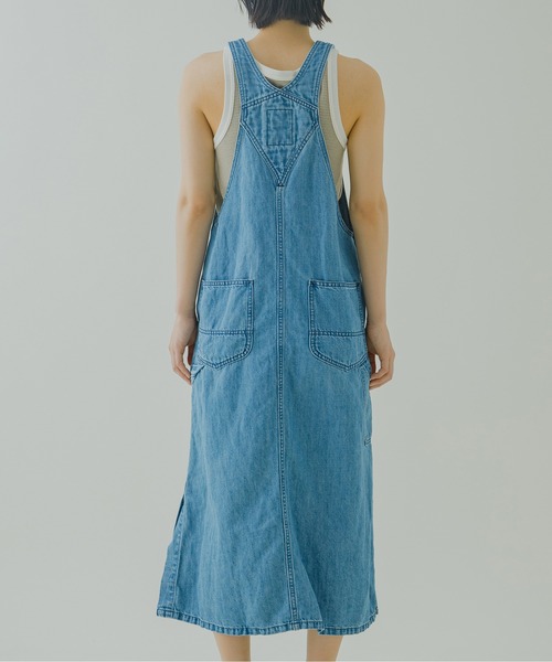 kha:ki（カーキ）の「「KHA:KI / カーキ」Aラインオーバーオールスカート"OVERALL SKIRT"（サロペット/オーバーオール・レディース・カーキ/インディゴブルー・1/2）」の20枚目の写真