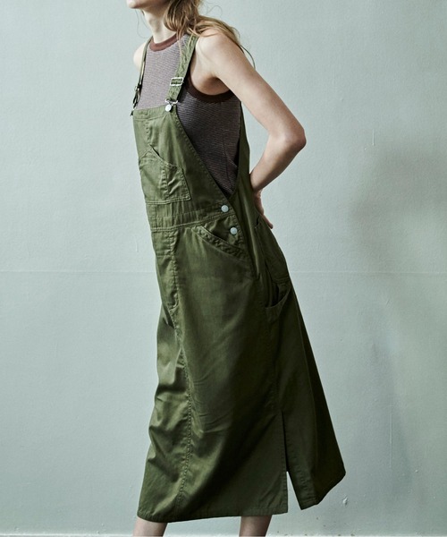 kha:ki（カーキ）の「「KHA:KI / カーキ」Aラインオーバーオールスカート"OVERALL SKIRT"（サロペット/オーバーオール・レディース・カーキ/インディゴブルー・1/2）」の10枚目の写真