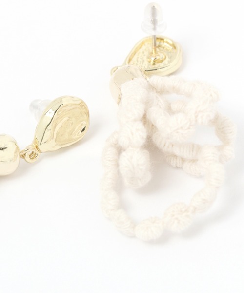 studio CLIP（スタディオクリップ）の「つぶつぶレースピアス（ピアス（両耳用）・レディース・アイボリー・FREE）」の2枚目の写真