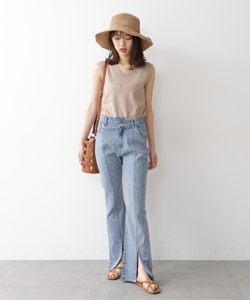 FREE'S MART（フリーズマート）の「【Sシリーズ対応】◆アシメベルトフロントスリットフレアデニムパンツ（デニムパンツ・レディース・ホワイト系その他/ブラック系その他/ライトインディゴブルー・SMALL/MEDIUM）」の9枚目の写真