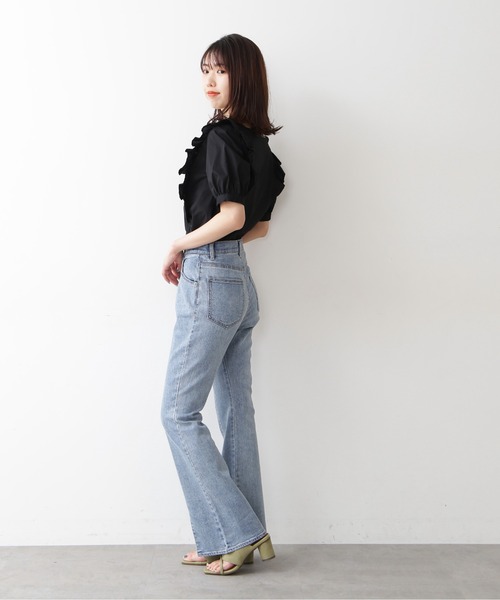 FREE'S MART（フリーズマート）の「【Sシリーズ対応】◆アシメベルトフロントスリットフレアデニムパンツ（デニムパンツ・レディース・ホワイト系その他/ブラック系その他/ライトインディゴブルー・SMALL/MEDIUM）」の11枚目の写真