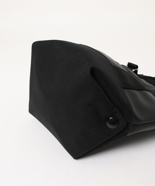 FREDRIK PACKERS（フレドリックパッカーズ）の「FREDR MODULATION TOT（ボディバッグ/ウエストポーチ・メンズ・ブラック・FREE）」の3枚目の写真