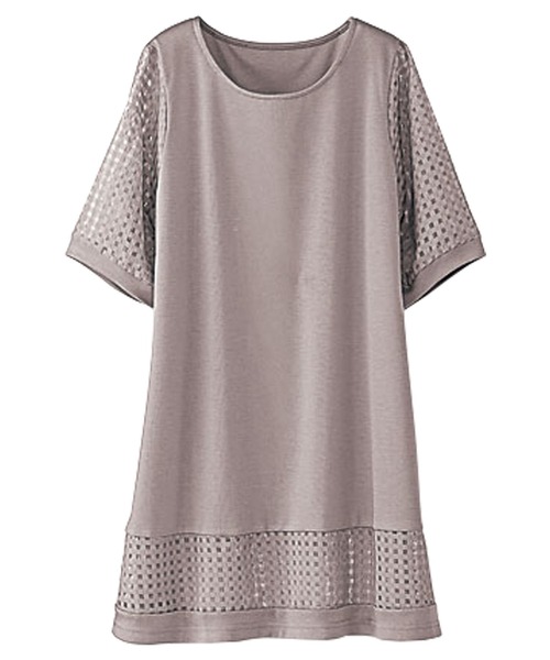 BELLUNA PLUS(ベルーナ)の「ヒンヤリ冷感シアーチェック切替チュニック(チュニック・レディース・ブラック/ネイビー/エメラルド/グレー系その他・MEDIUM/LARGE/X-LARGE)」の2枚目の写真