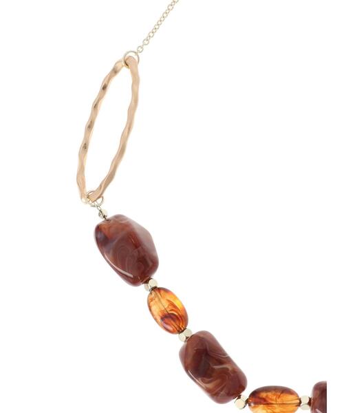 AMERICAN HOLIC（アメリカンホリック）の「変形アクリル&オーバルメタルネックレス（ネックレス・レディース・ベージュ/ブラウン系その他2・FREE）」の8枚目の写真