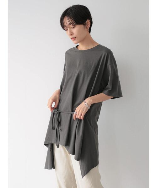 AMERICAN HOLIC（アメリカンホリック）の「ベルト付きイレヘムカットプルオーバー　＊（Tシャツ/カットソー・レディース・カーキ/アイボリー/チャコールグレー・L/M）」の16枚目の写真