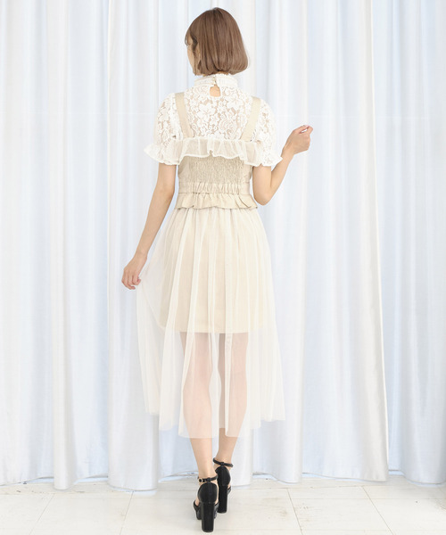 TITTY&CO.（ティティーアンドコー）の「チュールレイヤードトレンチワンピース（ワンピース・レディース・ライトブルー/オフホワイト/ピンク/カーキ・SMALL/MEDIUM）」の6枚目の写真