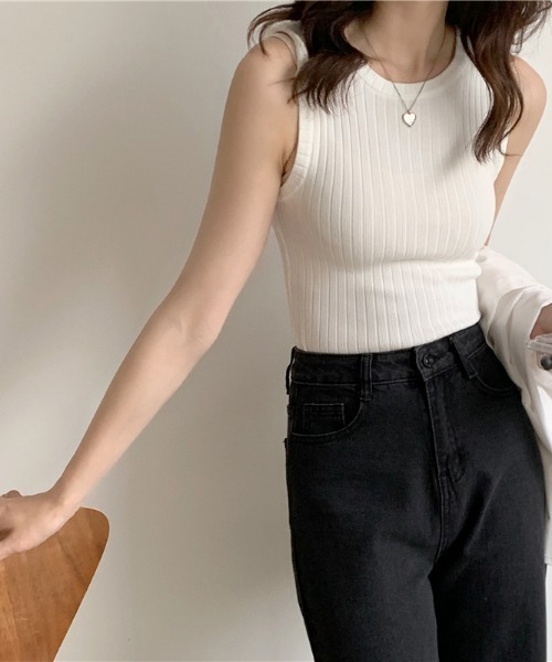 aimoha（アイモハ）の「シンプルニットタンクトップ (SS)（タンクトップ・レディース・ホワイト/イエロー/ベージュ/ブルー/ブラック・FREE）」の13枚目の写真