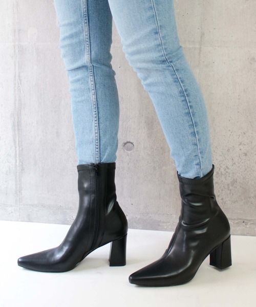 BETTY CLUB（ベティクラブ）の「【sesenta】ポインテッドトゥ ジップ付きショートブーツ（ブーツ・レディース・ブラック/グレー/アイボリー/ピンクベージュ・LL/S/M/L）」の6枚目の写真