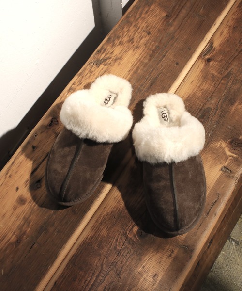 UGG（アグ）の「【UGG】アグ レディース ムートン スリッパ SCUFFETTE II スカフェット ツー（ルームシューズ/スリッパ・レディース・ブラウン系その他・8/9/7）」の4枚目の写真