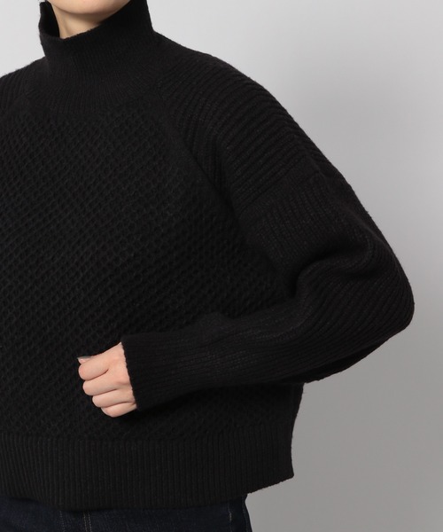 PAGEBOY（ページボーイ）の「5Gショートハイネックプルオーバー（ニット/セーター・レディース・オフホワイト/ブラック/グレイッシュベージュ・FREE）」の19枚目の写真