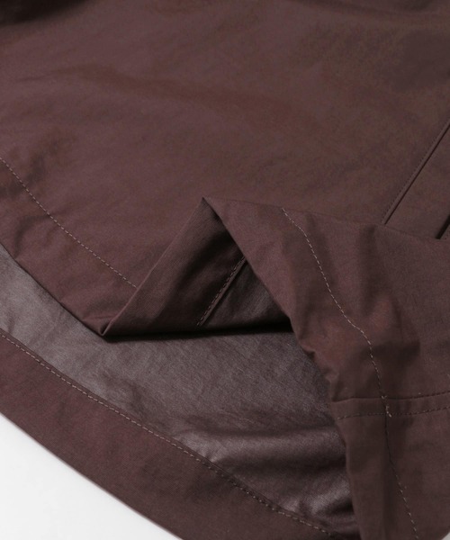 URBAN RESEARCH DOORS(アーバンリサーチドアーズ)の「UNIFY Nylon Half Zip Hoodie∴(ナイロンジャケット・レディース・ボルドー・ONE)」の4枚目の写真