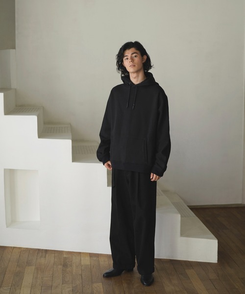 CLANE（クラネ）の「【CLANE HOMME Exclusive/クラネ オム エクスクルーシブ】Dolmansleeve Hoodie(フーディー)（パーカー・メンズ・ブラック/ブルー・1/2）」の4枚目の写真