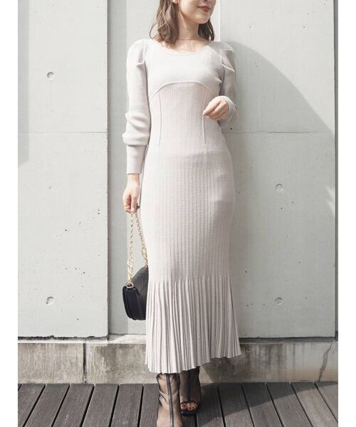 MERCURYDUO（マーキュリーデュオ）の「パワショルマーメイドニットワンピース（ワンピース・レディース・ブルー/ブラック/ベージュ/ブラウン・FREE）」の3枚目の写真