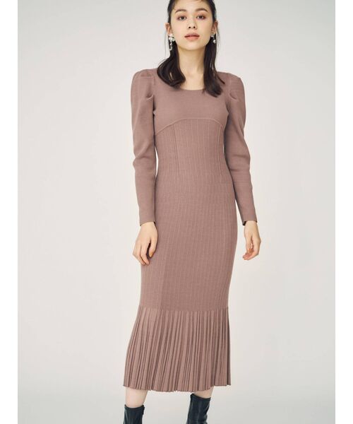 MERCURYDUO（マーキュリーデュオ）の「パワショルマーメイドニットワンピース（ワンピース・レディース・ブルー/ブラック/ベージュ/ブラウン・FREE）」の5枚目の写真