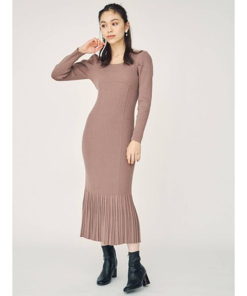 MERCURYDUO（マーキュリーデュオ）の「パワショルマーメイドニットワンピース（ワンピース・レディース・ブルー/ブラック/ベージュ/ブラウン・FREE）」の6枚目の写真