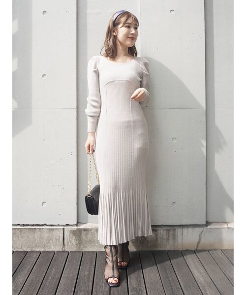 MERCURYDUO（マーキュリーデュオ）の「パワショルマーメイドニットワンピース（ワンピース・レディース・ブルー/ブラック/ベージュ/ブラウン・FREE）」の8枚目の写真