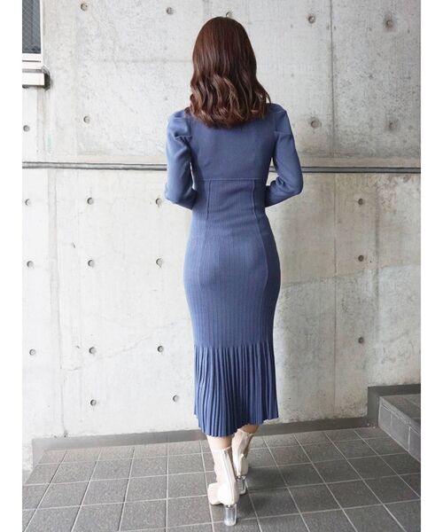 MERCURYDUO（マーキュリーデュオ）の「パワショルマーメイドニットワンピース（ワンピース・レディース・ブルー/ブラック/ベージュ/ブラウン・FREE）」の22枚目の写真