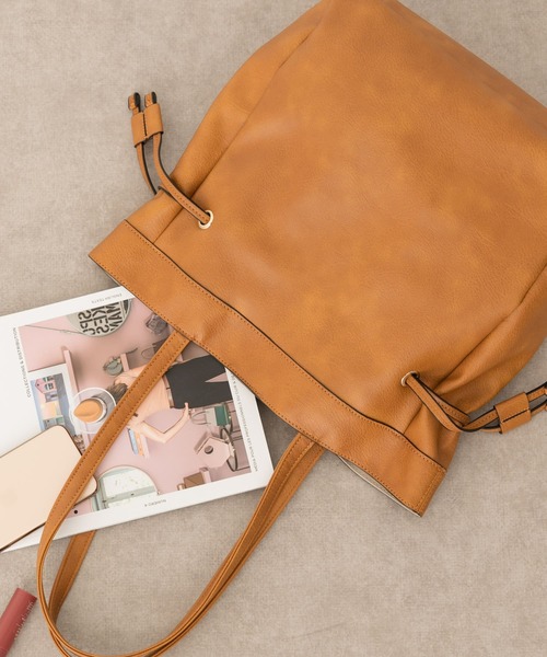 RODE SKO(ロデスコ)の「キンチャク風トートバッグ(トートバッグ・レディース・ブラック/アイボリー/シルバー/キャメル/ブルー/オリーブ・ONE)」の5枚目の写真