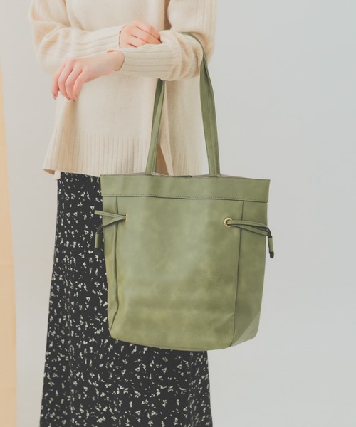 RODE SKO(ロデスコ)の「キンチャク風トートバッグ(トートバッグ・レディース・ブラック/アイボリー/シルバー/キャメル/ブルー/オリーブ・ONE)」の1枚目の写真