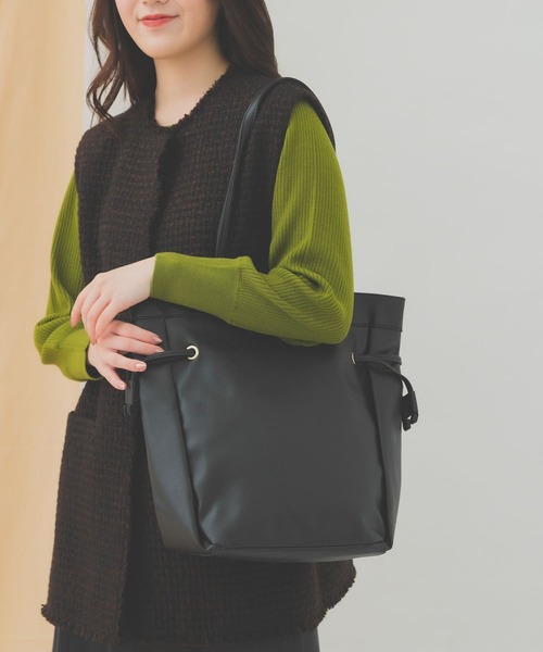 RODE SKO(ロデスコ)の「キンチャク風トートバッグ(トートバッグ・レディース・ブラック/アイボリー/シルバー/キャメル/ブルー/オリーブ・ONE)」の9枚目の写真