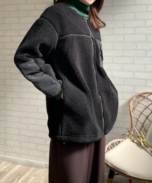 A.N.L（エーエヌエル　レーベル）の「パイピングボアコート（ムートンコート・レディース・ブラック/キャメル/グレイッシュベージュ・FREE）」の11枚目の写真