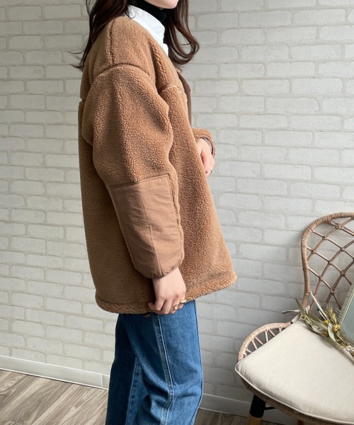 A.N.L（エーエヌエル　レーベル）の「パイピングボアコート（ムートンコート・レディース・ブラック/キャメル/グレイッシュベージュ・FREE）」の14枚目の写真