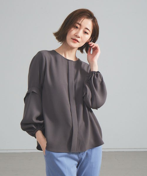 qualite（カリテ）の「【新色ブラック登場】ジョーゼットボリュームスリーブブラウス（シャツ/ブラウス・レディース・チャコールグレー/ベージュ/ブラック・フリー）」の2枚目の写真