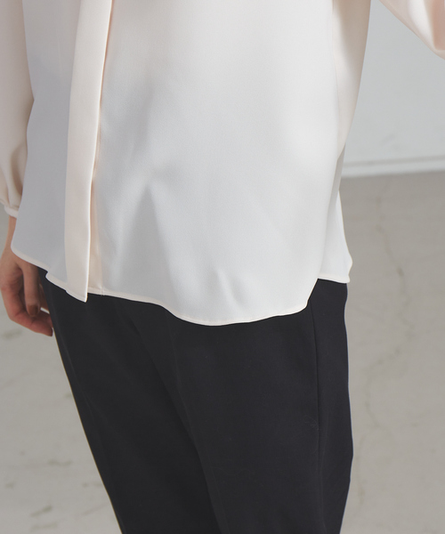 qualite（カリテ）の「【新色ブラック登場】ジョーゼットボリュームスリーブブラウス（シャツ/ブラウス・レディース・チャコールグレー/ベージュ/ブラック・フリー）」の9枚目の写真