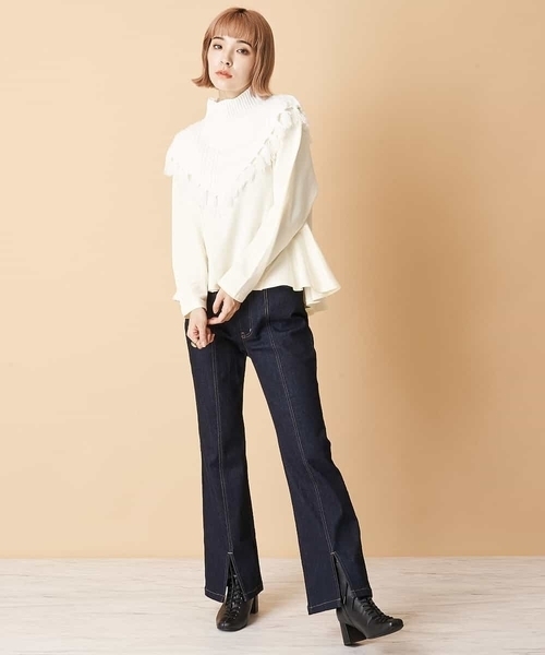 A de a.v.v（アードアー・ヴェ・ヴェ）の「ハイネックフリンジニット付け襟（付け襟・レディース・ブラック/アイボリー・39）」の7枚目の写真