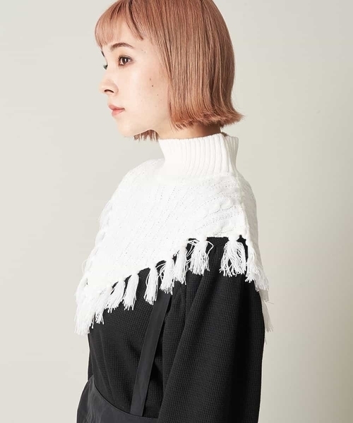 A de a.v.v（アードアー・ヴェ・ヴェ）の「ハイネックフリンジニット付け襟（付け襟・レディース・ブラック/アイボリー・39）」の12枚目の写真