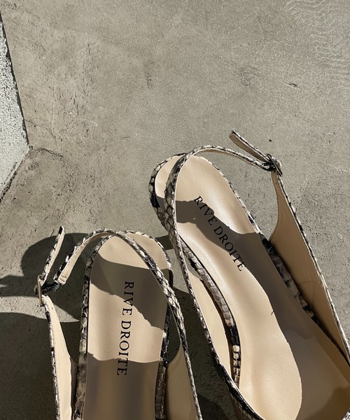 RIVE DROITE（リヴドロワ）の「プリントバックストラップパンプス（パンプス・レディース・ベージュ・38/36/37）」の4枚目の写真